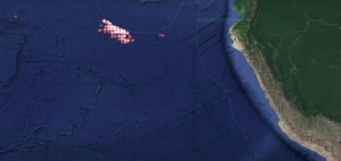 "Saqueo" de flota clandestina: 300 barcos chinos se dirigen de Perú a Chile | Internacionales