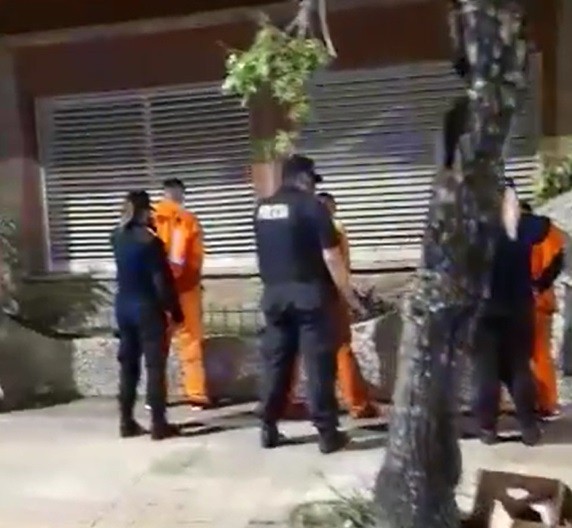Detienen a falsos operarios de AYSA que estafaban a vecinos de Morón | Actualidad