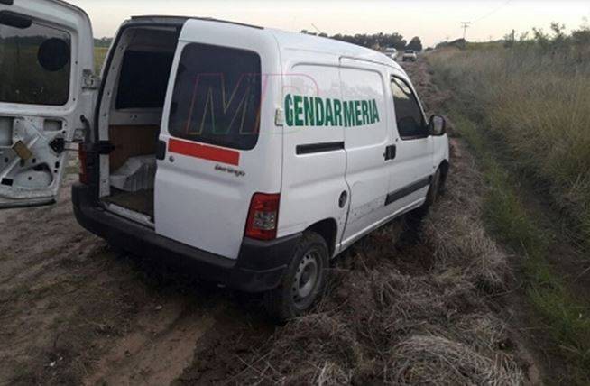 Simularon un operativo de Gendarmería, asaltaron un blindado y se llevaron más de un millón de pesos | Actualidad