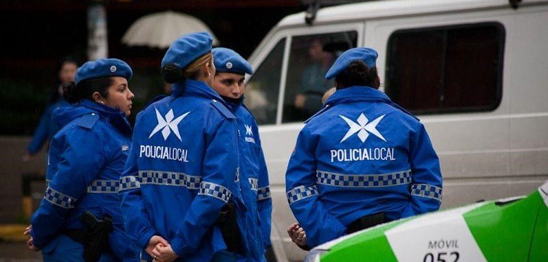 Desafectaron a dos policías de Mar del Plata por haber presentado títulos secundarios falsos | Actualidad
