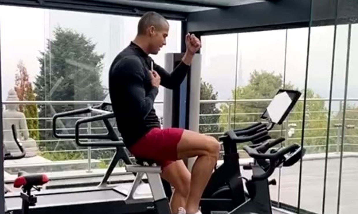 Cristiano Ronaldo volvió a dar positivo en coronavirus y continuará aislado en cuarentena | Deportes