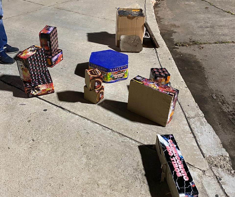 Ocho hinchas de Vélez demorados por intentar tirar pirotecnia afuera de la cancha | Actualidad