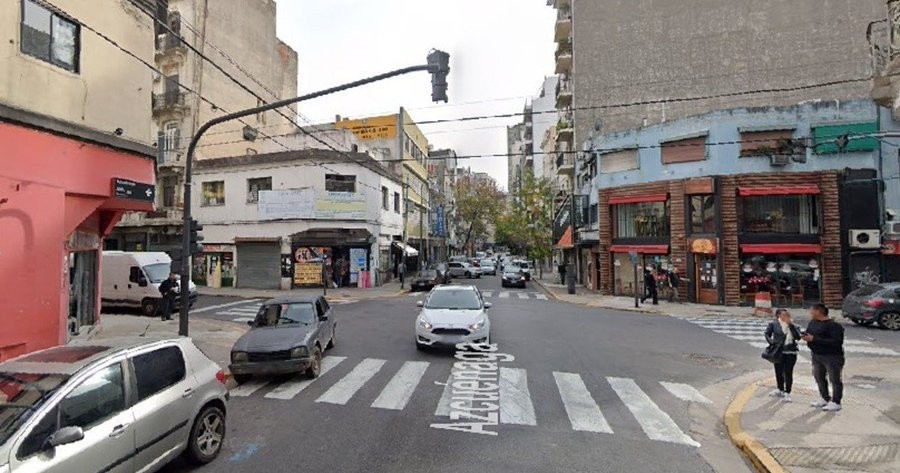 Horror en el centro porteño: hallaron un cadáver apuñalado en la calle | Actualidad