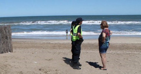 Villa Gesell: les robaron las armas y los uniformes a tres policías afectados al "Operativo Sol" | Actualidad