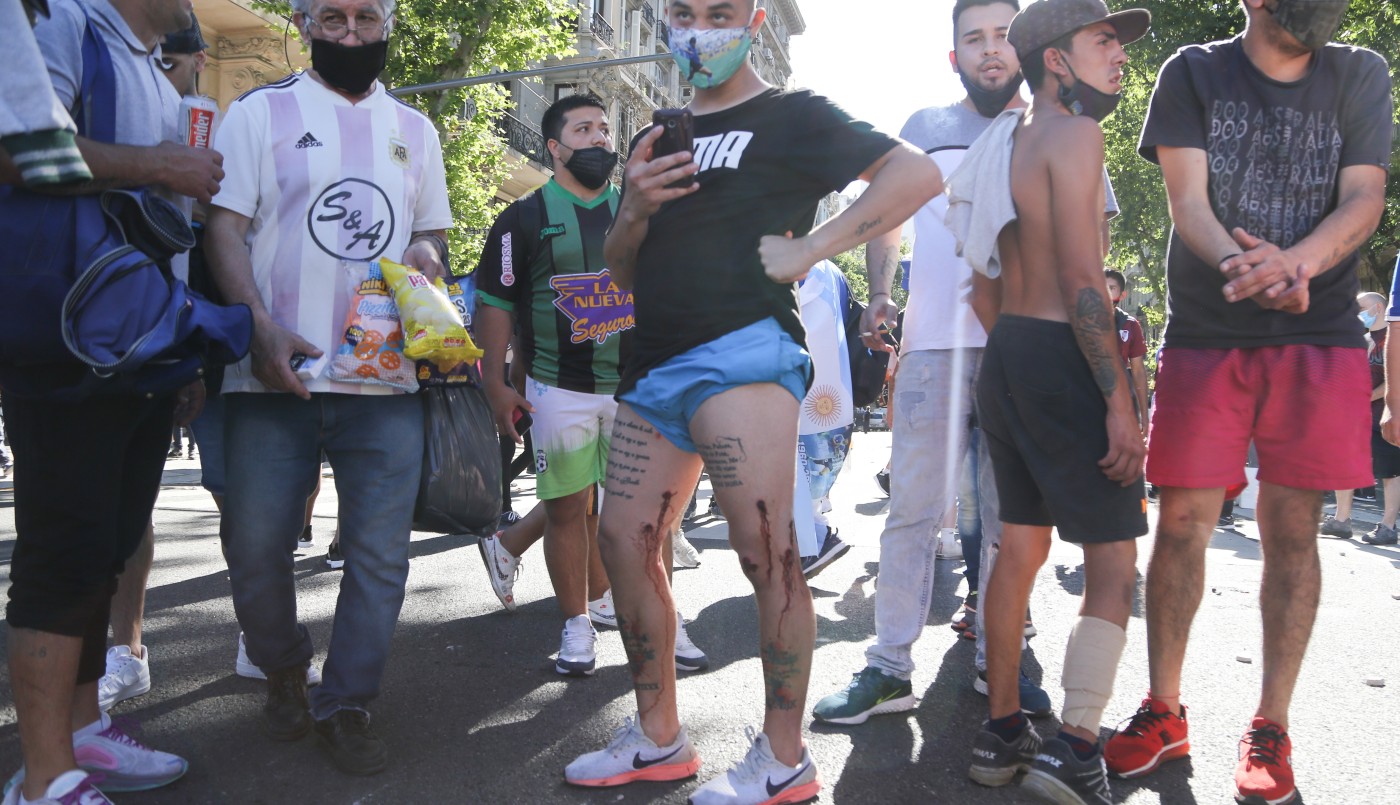 El Gobierno denunció a Larreta y Santilli por los incidentes en el velatorio de Maradona | Actualidad