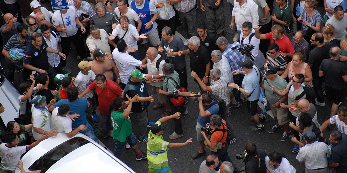 Marcha de la CGT: incidentes en la desconcentración del acto | Actualidad