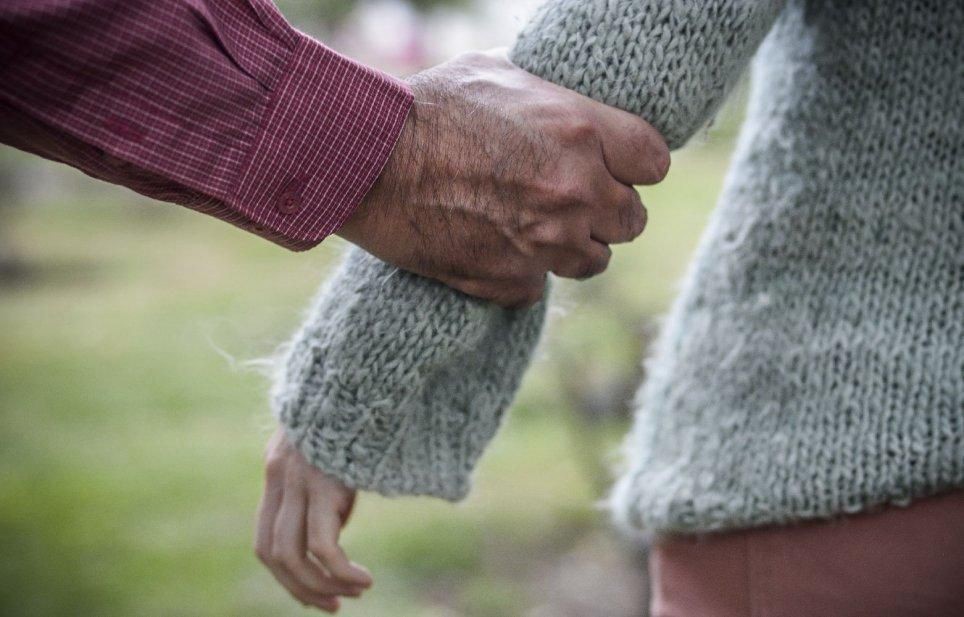 Procesaron a madre que toleraba el abuso sexual de su pareja a sus hijas | Actualidad