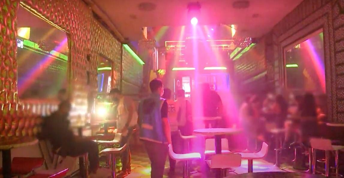 Clausuraron un bar sin habilitación donde se desarrollaba una fiesta en Monserrat | Actualidad