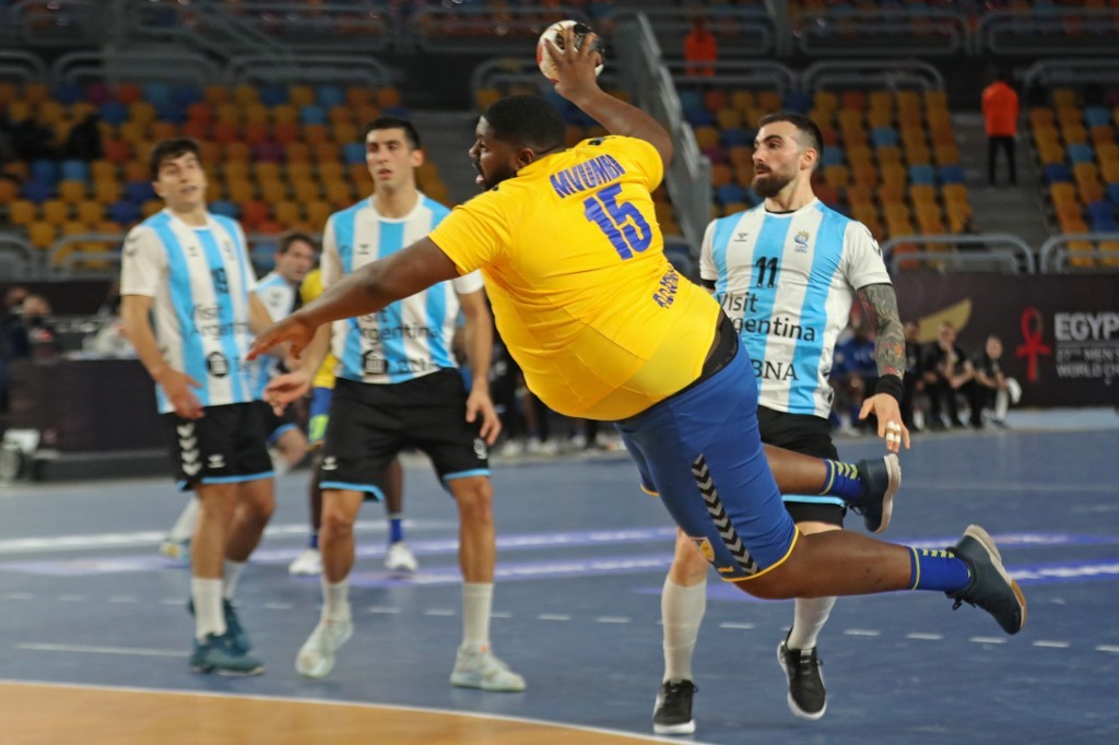 "No tengo nada que perder": el jugador congoleño que es sensación del Mundial de Handball | Deportes