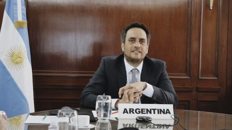 Cabandié: por los ecosistemas "somos acreedores de países" que exigen el pago de la deuda | Política