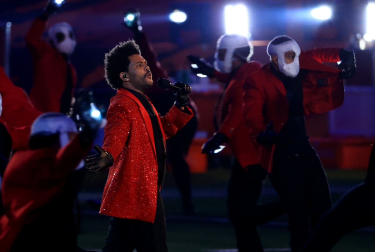 "The Weeknd" brilló en el impactante show de medio tiempo del Super Bowl | Espectáculos
