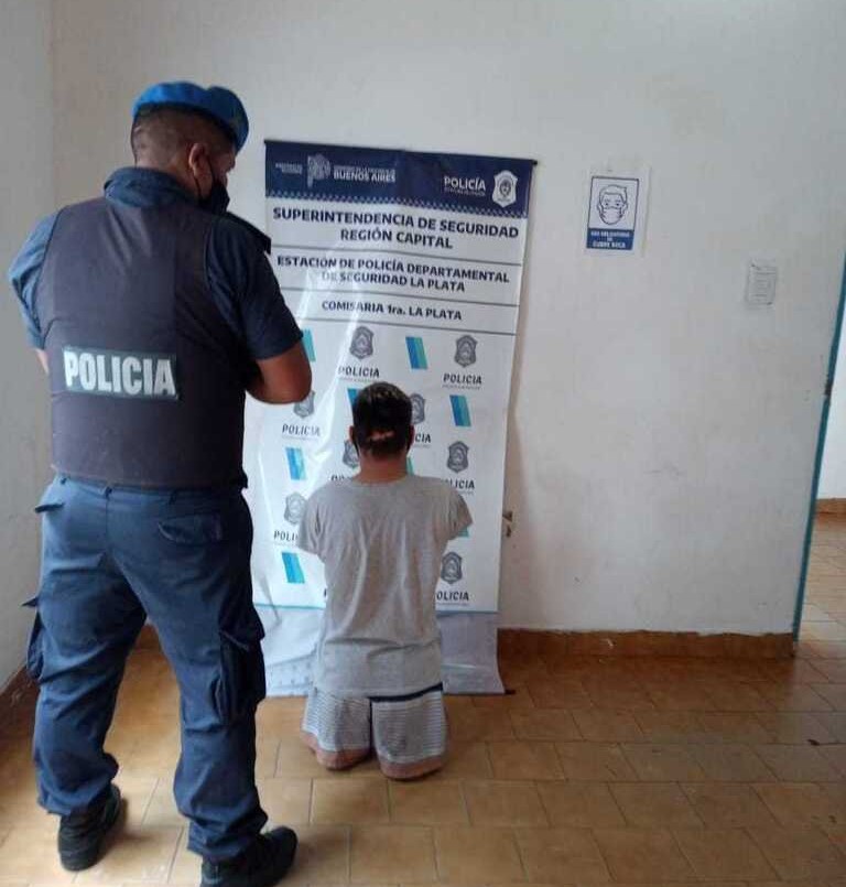 La Plata: detuvieron a un ladrón sin brazos ni piernas que intentó asaltar a una mujer | Actualidad