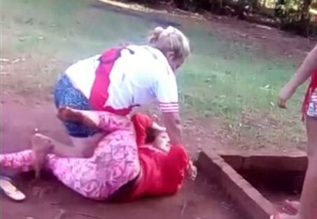 Misiones: tras viralizarse el video de la golpiza de una mujer a su hija, le sacan la tenencia | Actualidad