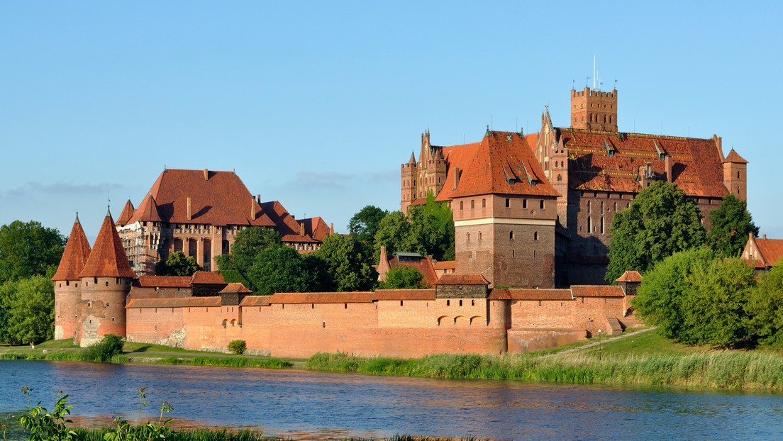 Príncipe demandó a su hijo por vender un castillo familiar a un euro | Curiosidades