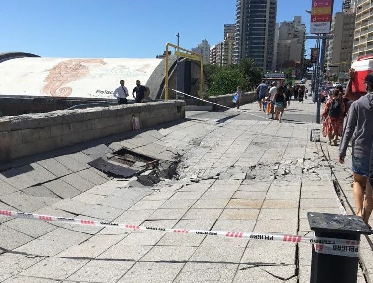 Mar del Plata: se hundió un tramo del paseo costero | Actualidad