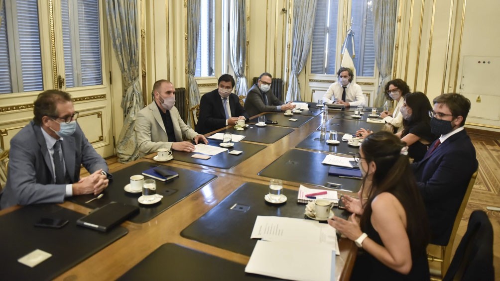 El Gobierno mantendrá la ayuda a empresas y trabajadores "el tiempo que sea necesario" | Economía