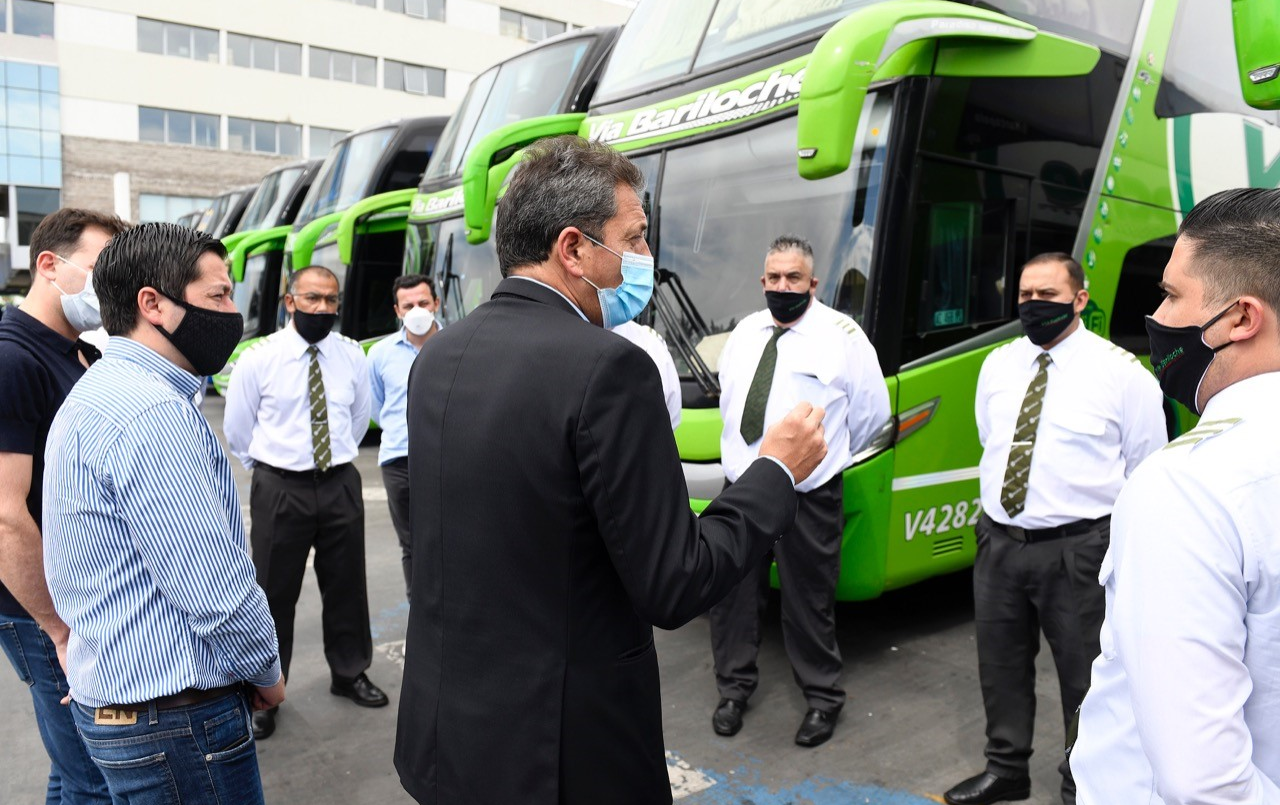 Sergio Massa: "Más de 133 mil trabajadores de transporte en todo el país van a dejar de pagar Ganancias" | Política