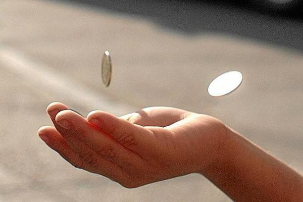 Investigan por "trata" a mujer acusada de obligar a su hijastro con Síndrome de Down a pedir limosna | Actualidad