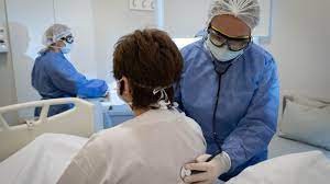 Uno de cada tres enfermos con Covid padece efectos a largo plazo, según un estudio | Internacionales