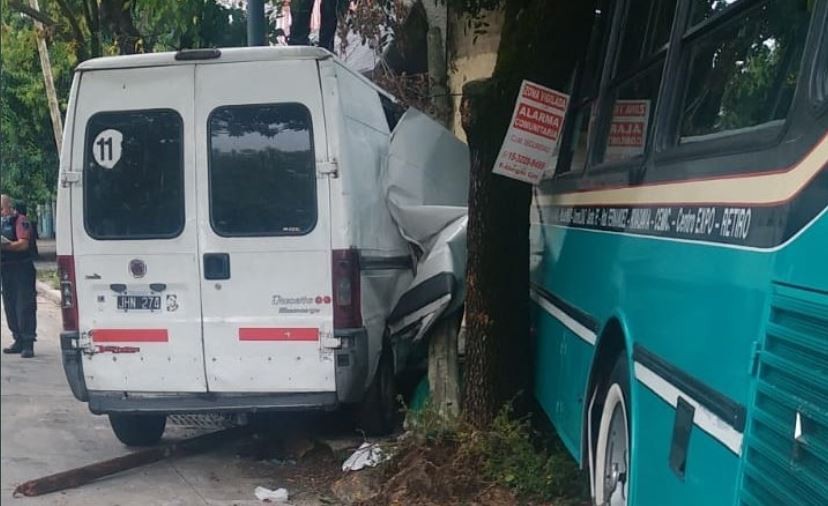 Ocho personas resultaron heridas por un choque entre un colectivo y una camioneta en Mataderos | Actualidad