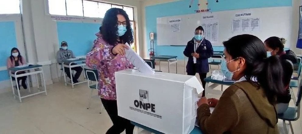 Perú elige presidente en medio de la semana más mortal por la pandemia del coronavirus | Internacionales