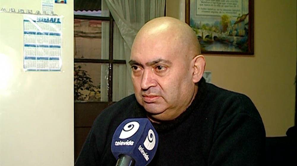 Un pastor pedía dinero a carenciados para construirles casas en terrenos "donados" por el Papa | Actualidad