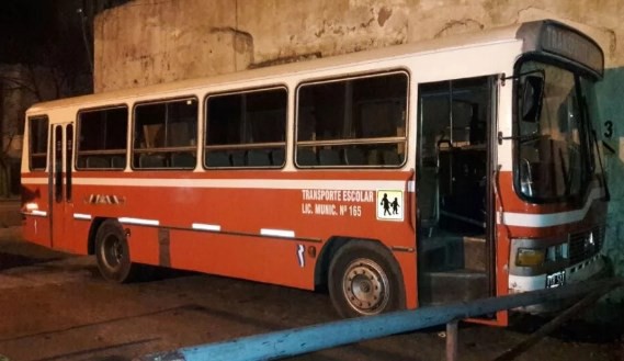 Manejaba borracho un transporte escolar y chocó contra micro de larga distancia en Mar del Plata | Actualidad