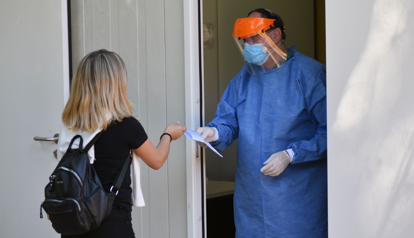 Otros 31 muertos por coronavirus en la Ciudad: ocupación de camas en terapia intensiva llega a 68% | Actualidad