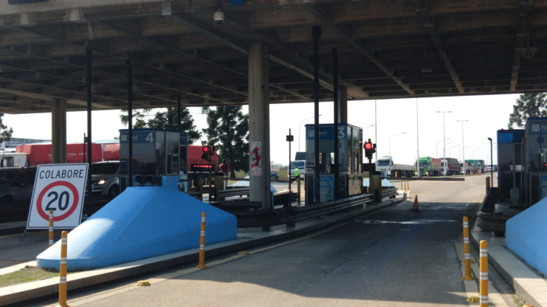 Restringen entre las 21 y las 6 el paso de autos particulares en el Túnel Subfluvial del Paraná | Actualidad