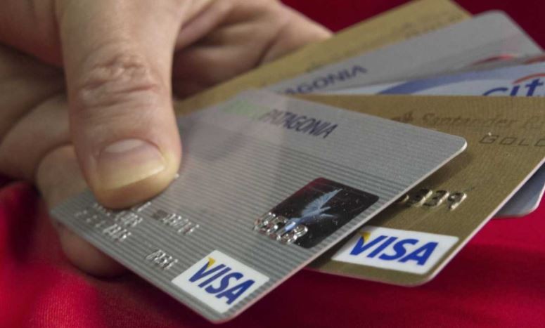 Una jueza porteña ordenó a la Ciudad suspender el impuesto del 1,2 % a las tarjetas | Actualidad