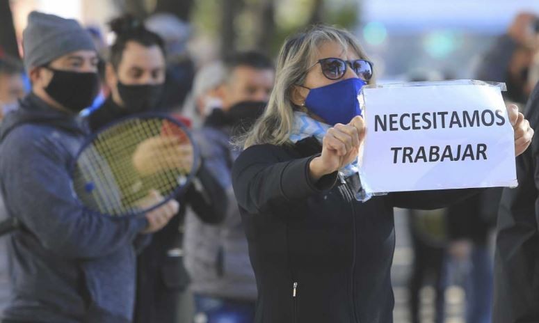 Protesta y corte de la AU Buenos Aires-La Plata: centros de actividades deportivas piden trabajar | Actualidad