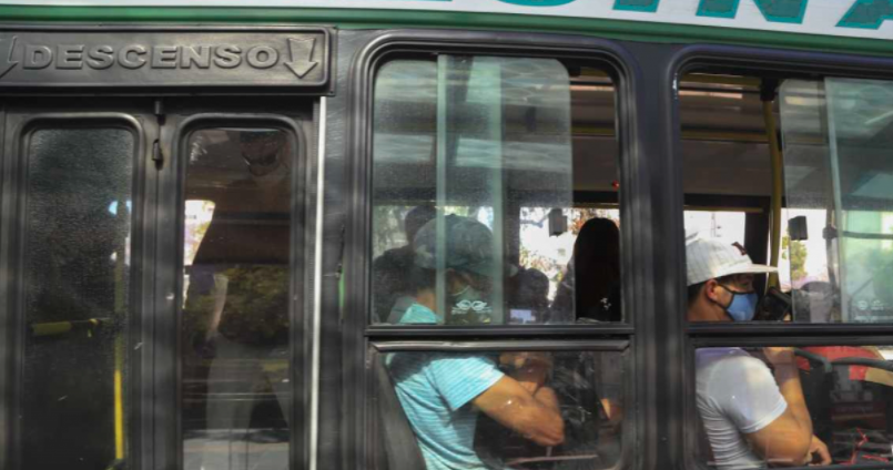 Desde este viernes no circularán colectivos en el AMBA entre las 21 y las 6 | Actualidad