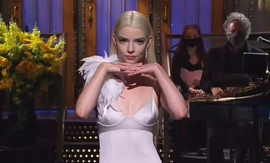 Anya Taylor-Joy hizo un monólogo en español en "Saturday Night Live" | Espectáculos