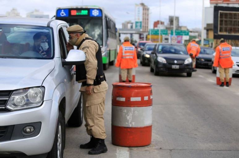 El Gobierno evalúa restricciones "intermitentes" después de los nueve días de cuarentena estricta | Política