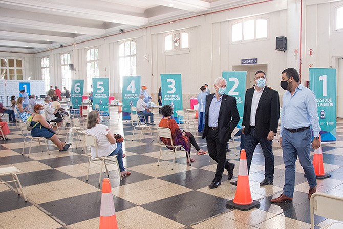 Desde el viernes, Córdoba cierra vacunatorios masivos y centros de testeo | Actualidad