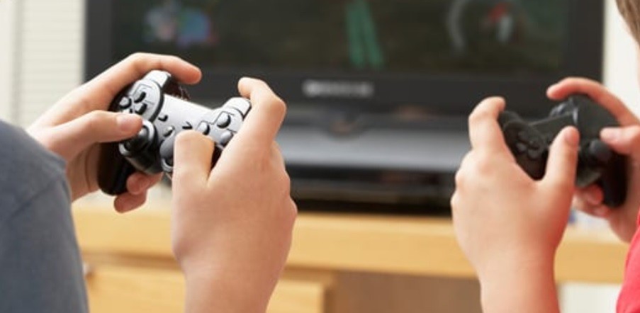 Chico de 12 años discutió con otro de 13 por un videojuego y le disparó | Internacionales