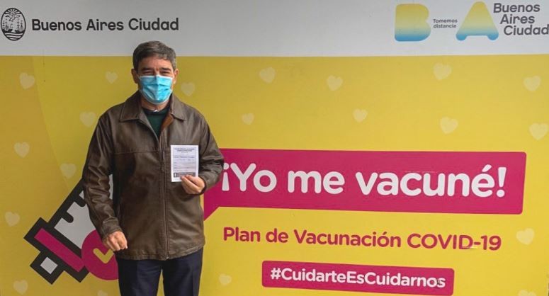 Fernán Quirós se vacunó con la Sputnik V | Actualidad