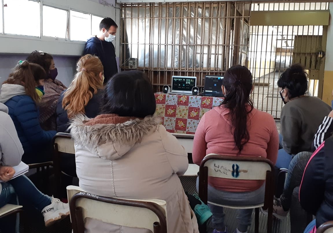 Inauguran un nuevo "pabellón literario" en una cárcel bonaerense | Actualidad