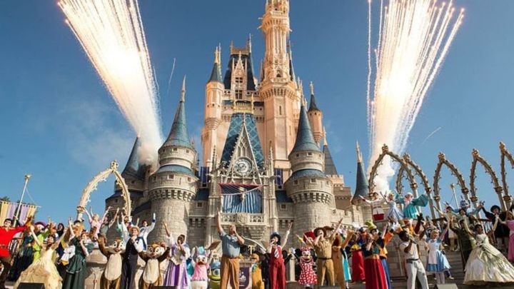 Revelaron la razón por la que no hay espejos en los baños de Disney | Internacionales