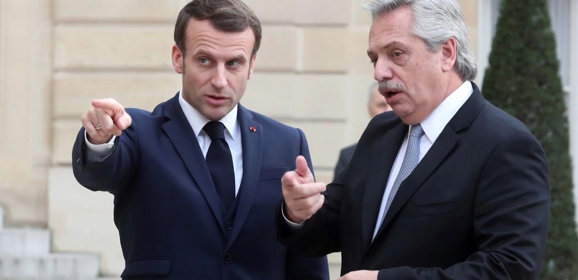 Por la "nueva ola de Covid", Alberto Fernández canceló su viaje a París | Política