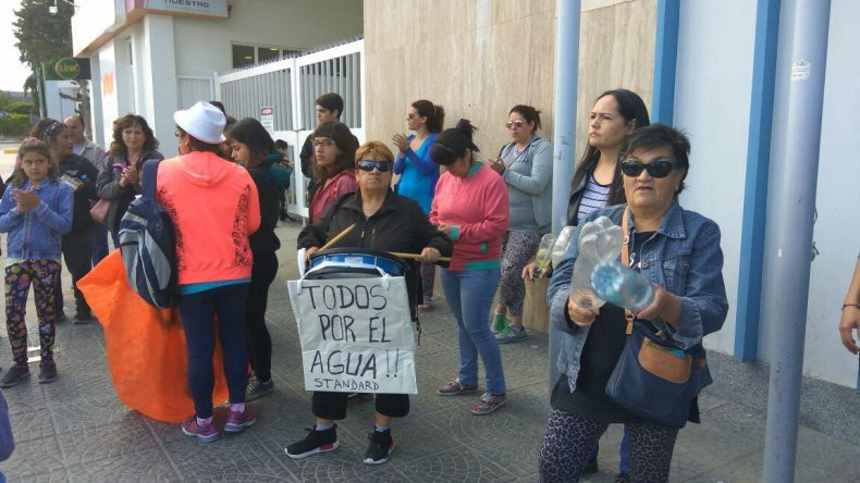 Continúa el corte de agua en tres localidades de Chubut y Santa Cruz | Actualidad