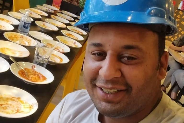 Se comió 15 platos de pasta en un tenedor libre, pidió 8 más y lo echaron | Internacionales