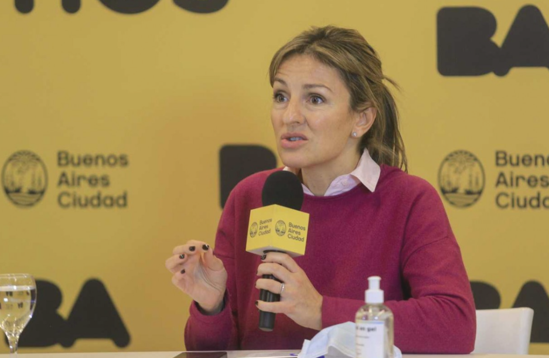 Desde la Ciudad defendieron la compra de los penes de madera y lamentaron la "discusión superficial" sobre la ESI | Política