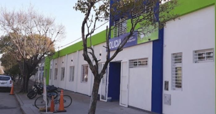 Fue allanada una comisaría de La Plata: una abogada denunció que fue agredida por mujeres policías | Actualidad