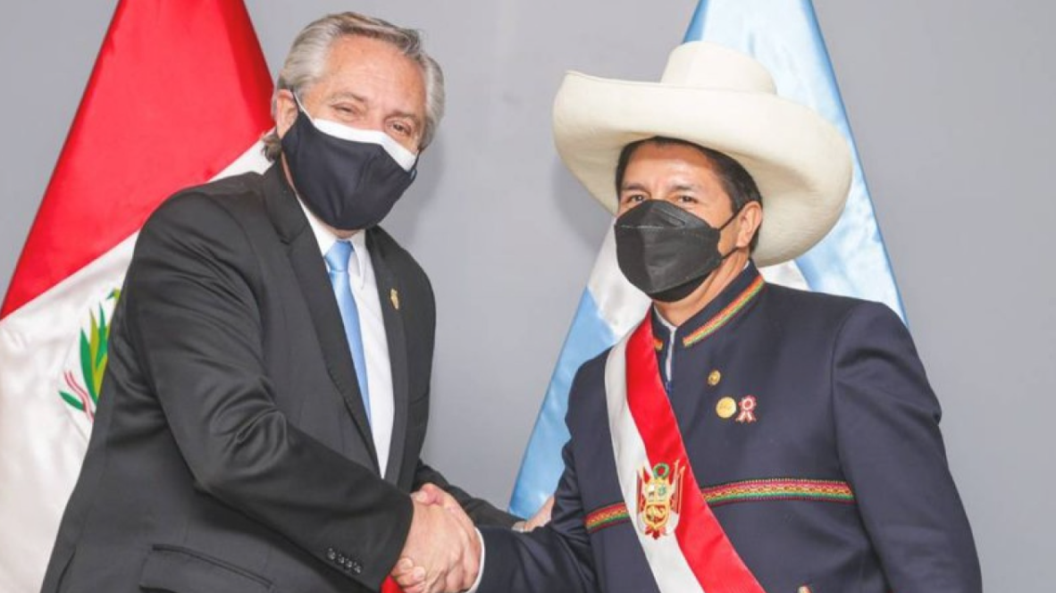 Alberto Fernández continúa aislado y espera un nuevo test de PCR tras su regreso de Perú | Política