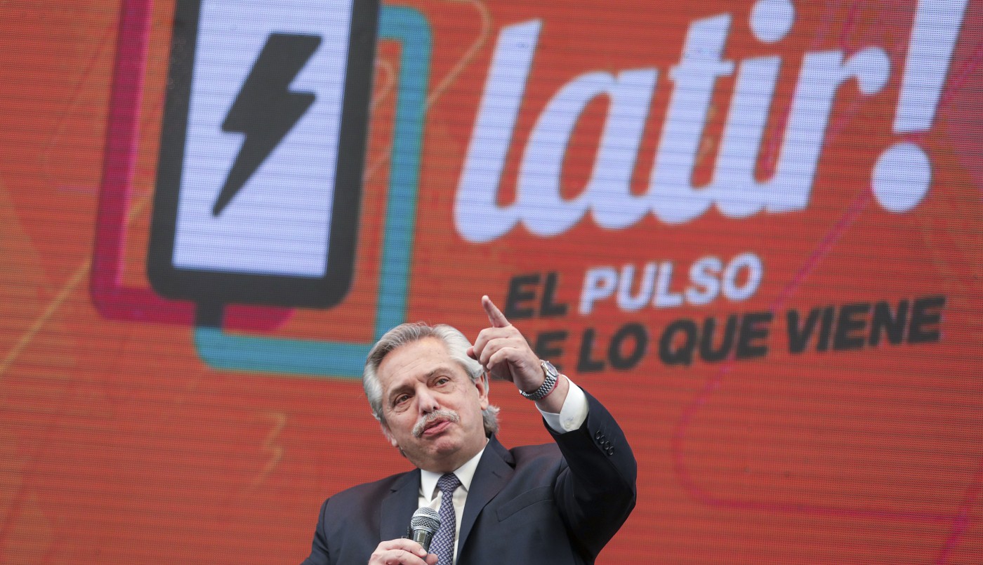 Alberto Fernández: "Vamos a hacer de internet un servicio público para que llegue a todos" | Política