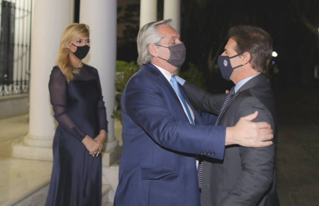 Fernández y Lacalle Pou limaron asperezas y acordaron tener "diálogo directo" sobre el Mercosur | Política