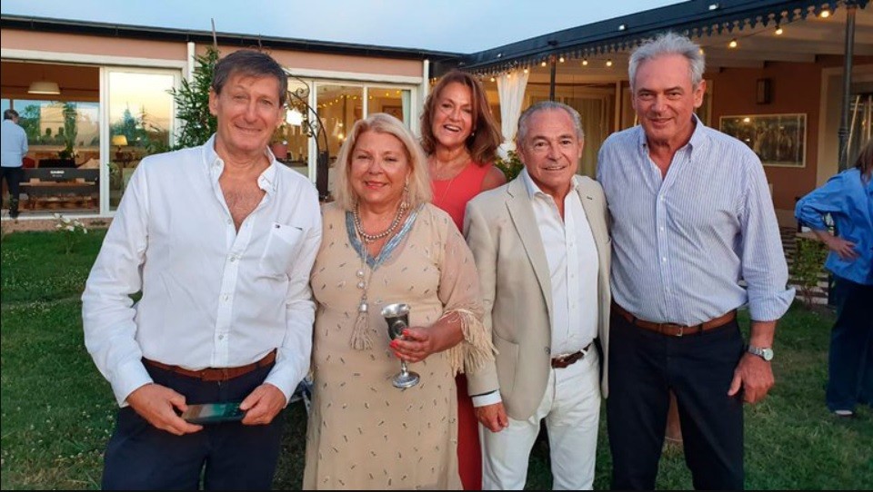 Intendente de Exaltación de la Cruz dijo que no autorizó el festejo de Carrió | Política