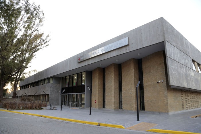 Piden apartar de su cargo a un médico denunciado por abuso sexual que atiende en el Grierson | Actualidad