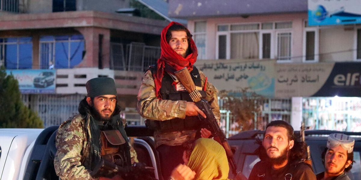 Encuentran 12,3 millones de dólares en efectivo en casa de exreponsables en Afganistán | Internacionales